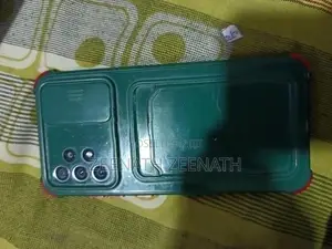 Samsung Galaxy A72 (Used)