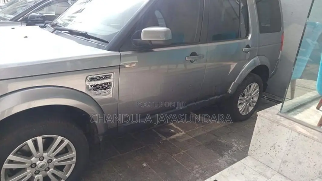 Land Rover Discovery 2011