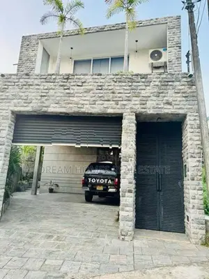 Thalawathugoda Super Luxury House for Sale