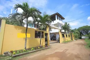 15 Rooms Tourist Hotel for Sale - Panadura