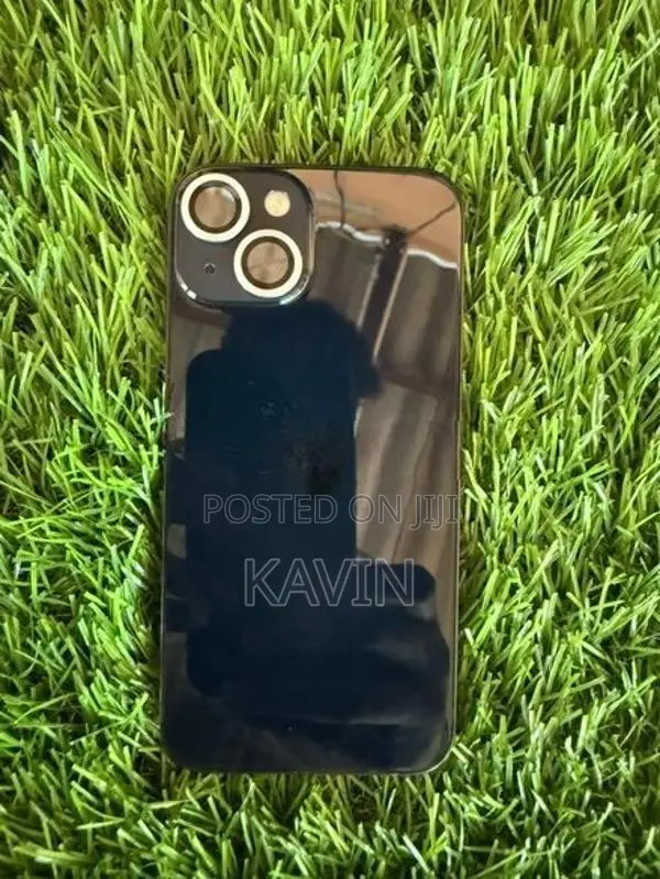 Apple iPhone 14 (Used)