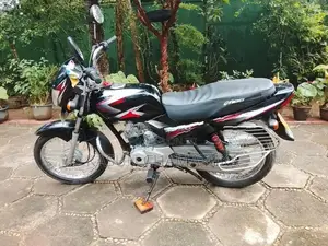 Bajaj CT100 2017