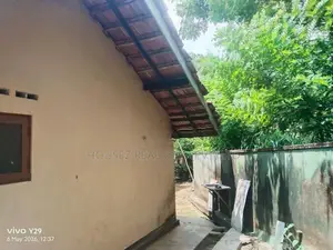House for Sale- Near Kahathuduwa Highway Entrance