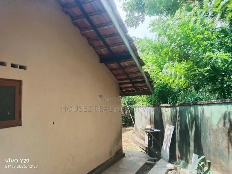 House for Sale- Near Kahathuduwa Highway Entrance