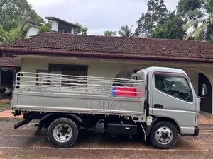Mitsubishi Canter 2016