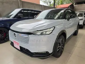 Honda Vezel Z PLAY MOON ROOF 2026