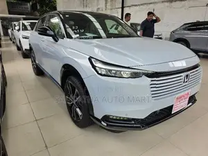 Honda Vezel Z PLAY MOON ROOF 2026