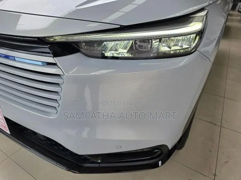 Honda Vezel Z PLAY MOON ROOF 2026