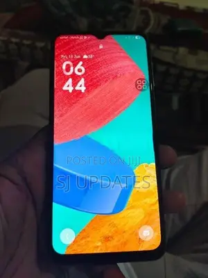 Samsung Galaxy M33 6GB 128GB (Used)