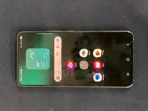Samsung Galaxy S22 (Used)