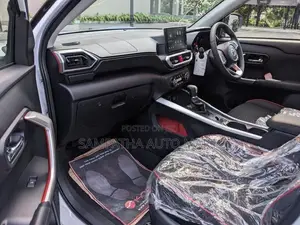Toyota Raize Z- PACKAGE HYBRID 2026