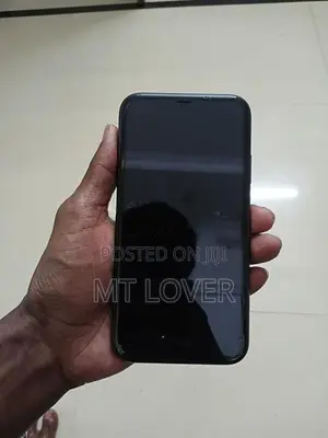 Apple iPhone 11 (Used)