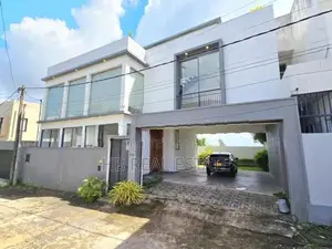 Architecture Designed Super Luxury Three Story House Kesbewa