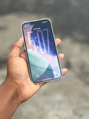 Apple iPhone 13 (Used)