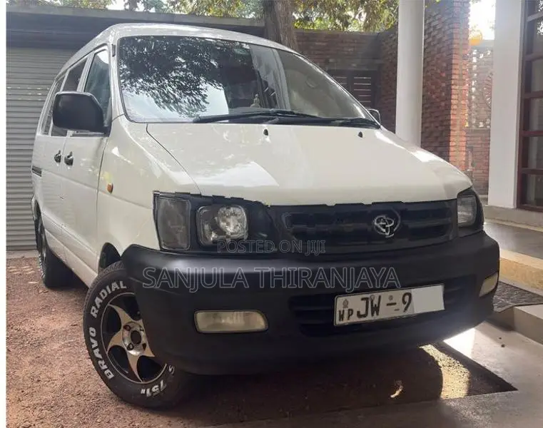 Toyota Noah CR42 1999