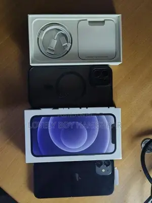 Apple iPhone 12 128GB (Used)