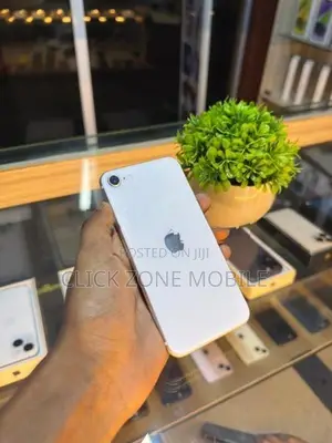 Apple iPhone SE 2 128GB (Used)