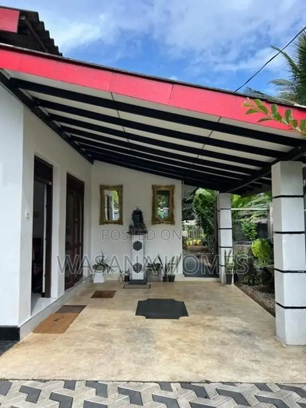 Well Built House for Sale Piliyandala