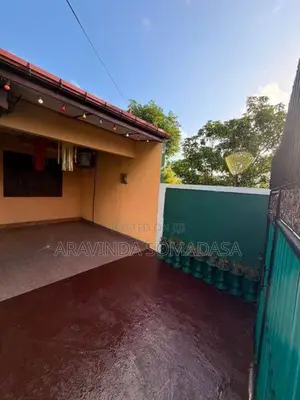 3-Bedroom House for Sale in Miriswatta Piliyandala