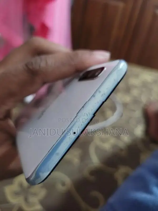 Samsung Galaxy A50 (Used)