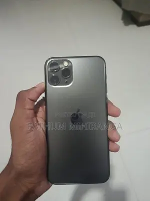 Apple iPhone 11 Pro (Used)