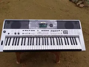 Yamaha I455 Keyboard