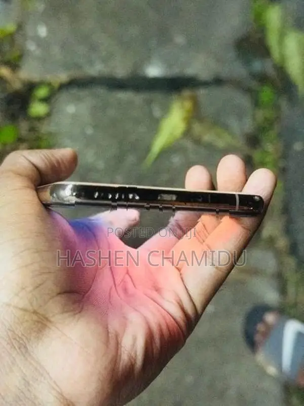 Apple iPhone XS Max 256GB (Used)