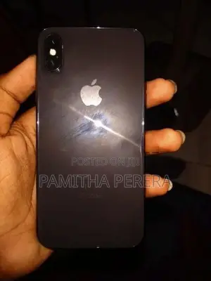 Apple iPhone X (Used)