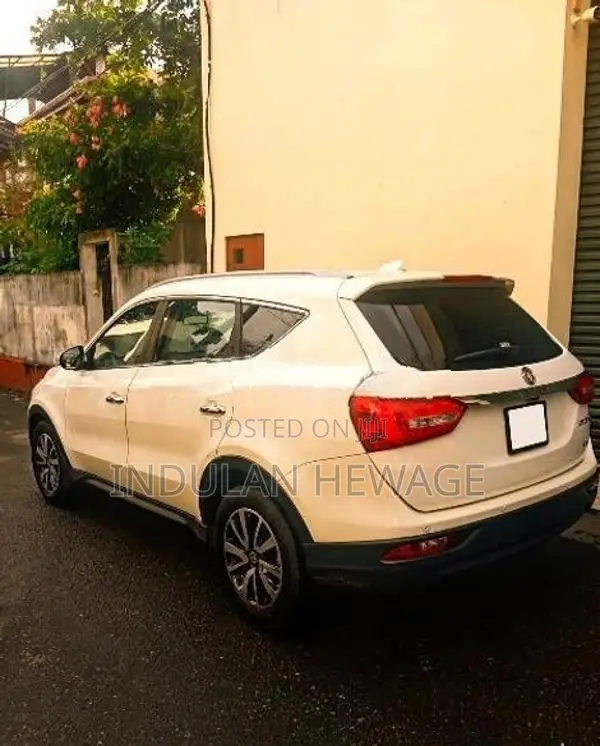 DFSK Glory 580 Luxury 2021