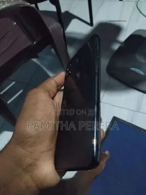 Apple iPhone X (Used)