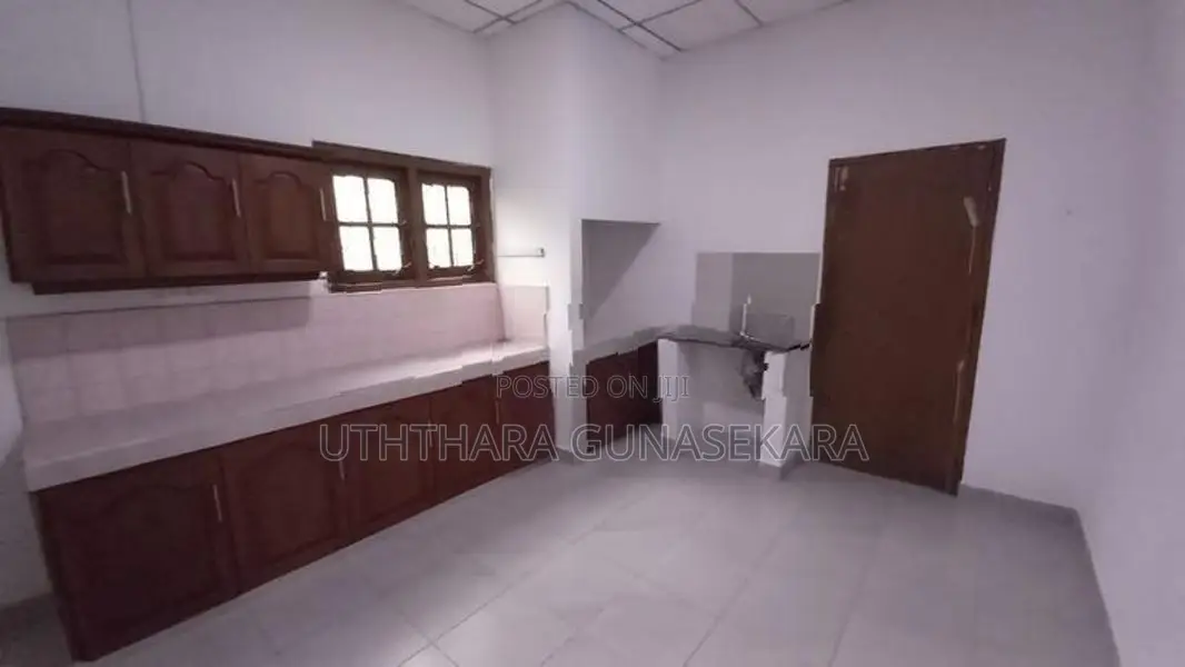House for Sale in Honnaththara Piliyandala