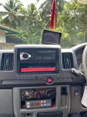 Mitsubishi Mini Cab 2011