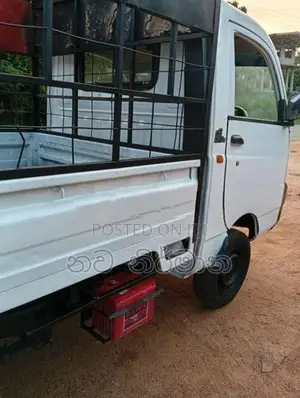 Mahindra Maxximo 2012