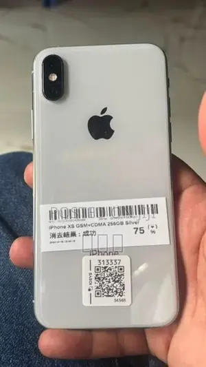Apple iPhone XS (Used)