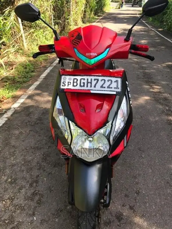Honda Dio 2018