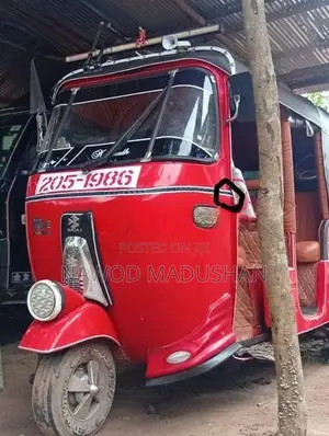 Bajaj RE 1998