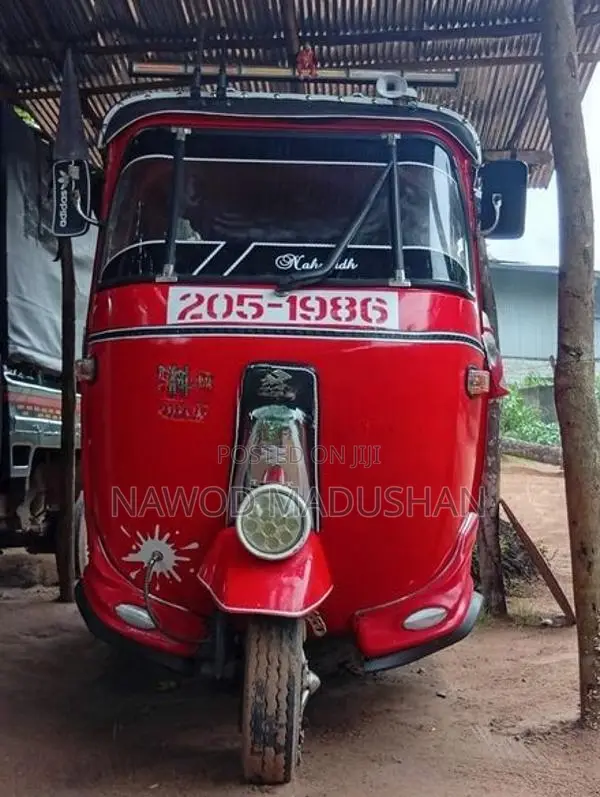 Bajaj RE 1998