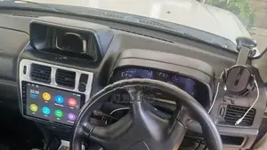 Mitsubishi Pajero 2001