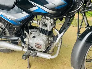 Bajaj CT100 2016
