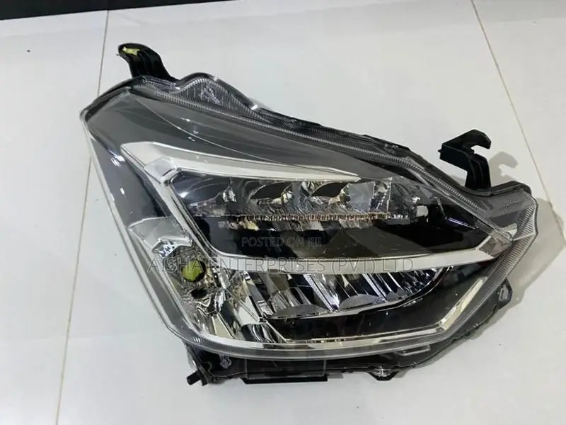 Daihatsu Mira LA350 Head Light