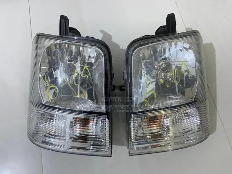 Suzuki Every Da64 Head Light