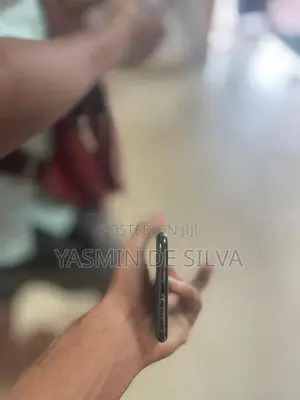 Apple iPhone XS Max (Used)