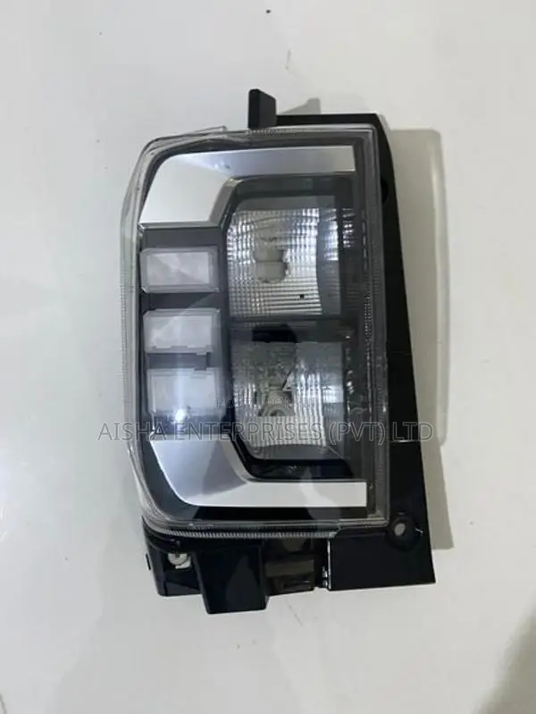 Daihatsu Taft Tail Light