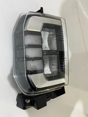 Daihatsu Taft Tail Light