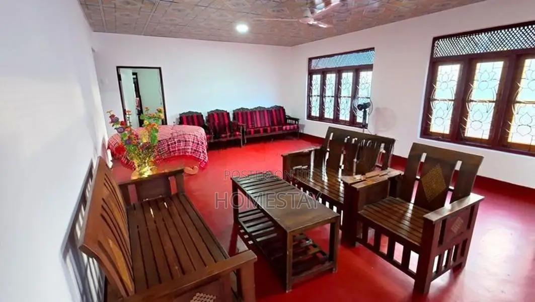 නිවාඩු නිකේතනය Anuradhapura