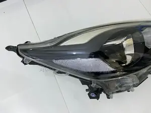 Toyota Aqua NHP10 Head Light