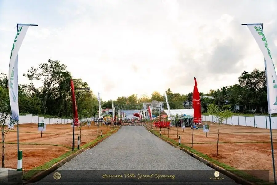 Residential Plots for Sale Athurugiriya Town