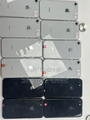 Apple iPhone 8 64GB (Used)