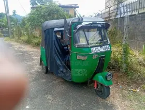 Bajaj RE 2009