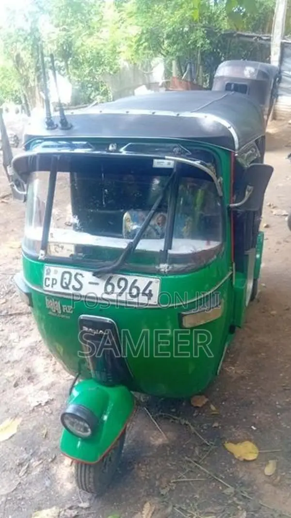 Bajaj RE 2009